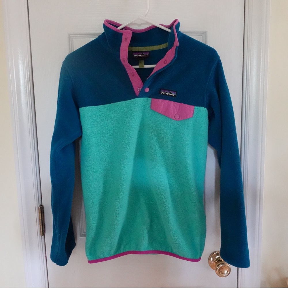 Patagonia Women’s Blue and Turquoise Pullover With Snaps